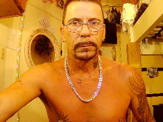 StoneILP streamate live cam model
