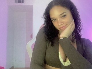 TateHarper streamate live cam model