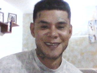 Tavo21 streamate live cam model
