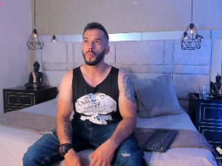 TheRockOne streamate live cam model