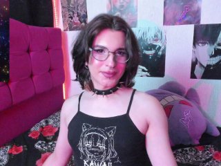 ThenaViolet streamate live cam model
