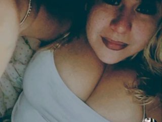 ThesekissesTasty streamate live cam model