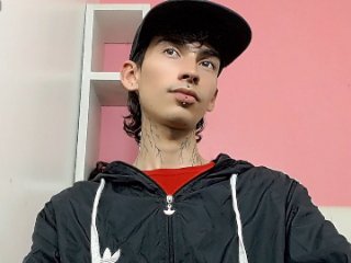 Timyhotboy streamate live cam model