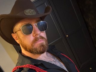 Wiseman2514 streamate live cam model