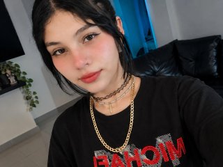 YukaMiko streamate live cam model