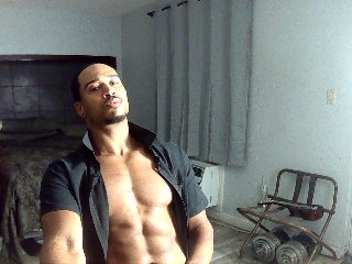 ZekeFrost streamate live cam model