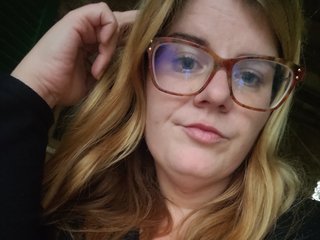 ZoeyLey streamate live cam model
