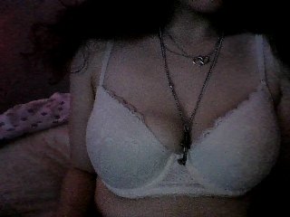ariel4uuu streamate live cam model