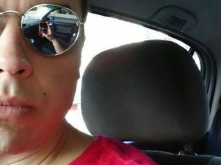 brGoodGuy streamate live cam model