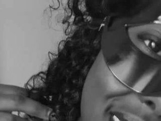 darkfever18 streamate live cam model