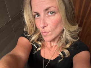 italia836xxx streamate live cam model
