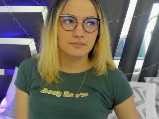 katyakozlovaa streamate live cam model