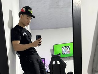 kenji_azura streamate live cam model