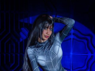 littleeemiily21 streamate live cam model