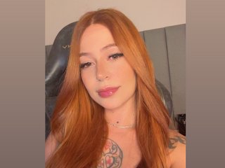 littlefoxyfire live cam