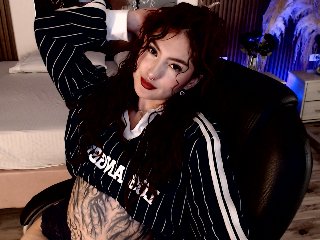 sabriinaafox streamate live cam model