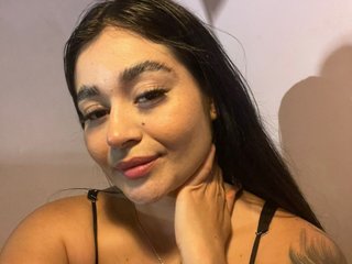 skarleth_22 streamate live cam model