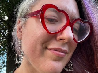 snack51 streamate live cam model