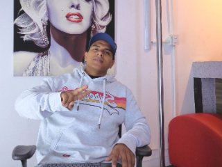 thehunter01 streamate live cam model