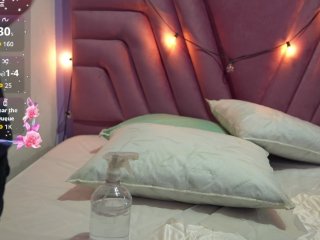 yourcuteneighbourr live cam