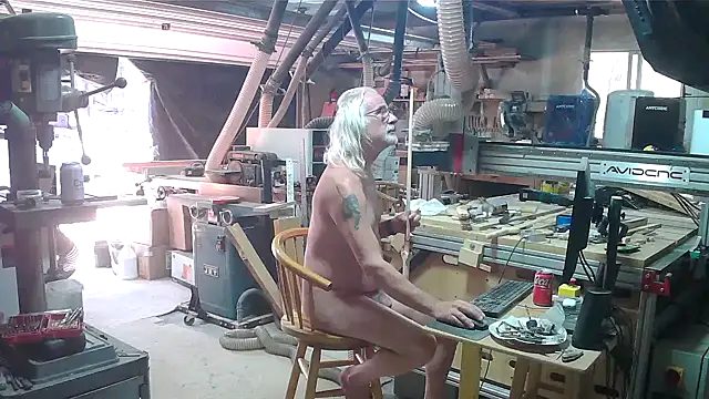 AncientCowboyStud stripchat live cam model