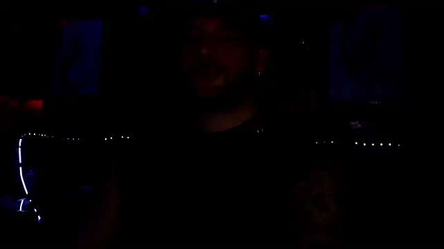 LexHardy stripchat live cam model