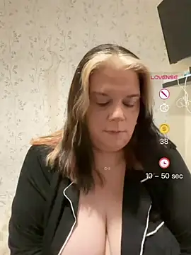 Sinful-Hope stripchat live cam model
