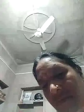 Loomaraj stripchat live cam model