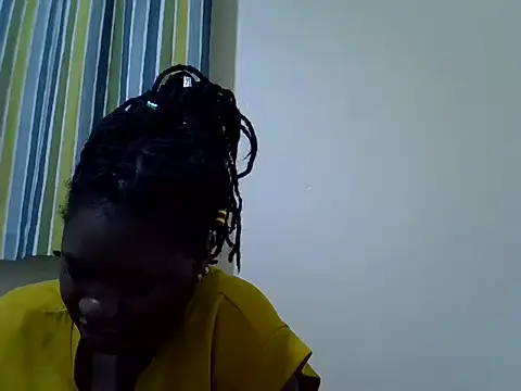 CURVY-CORAZZON stripchat live cam model