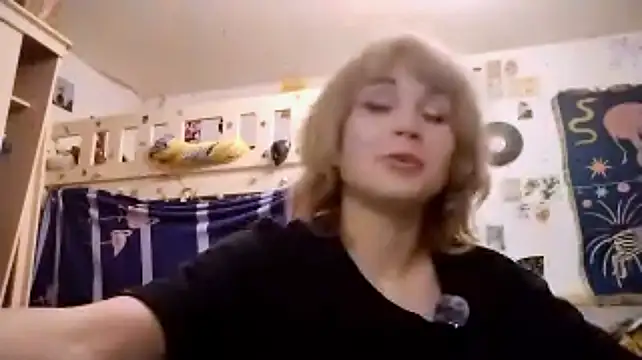 ChingCottingham stripchat live cam model