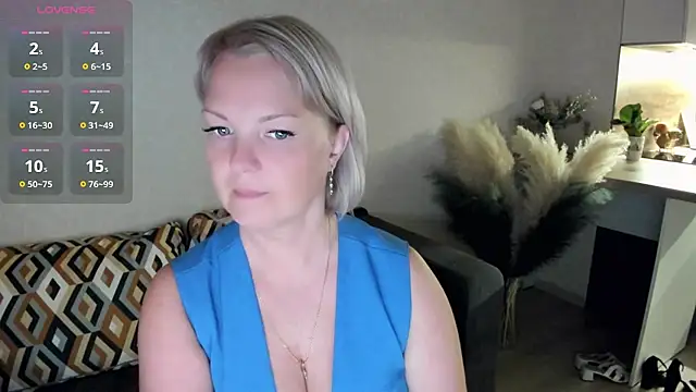 Juarnea_ stripchat live cam model