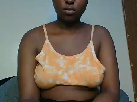 Hunnybloom stripchat live cam model