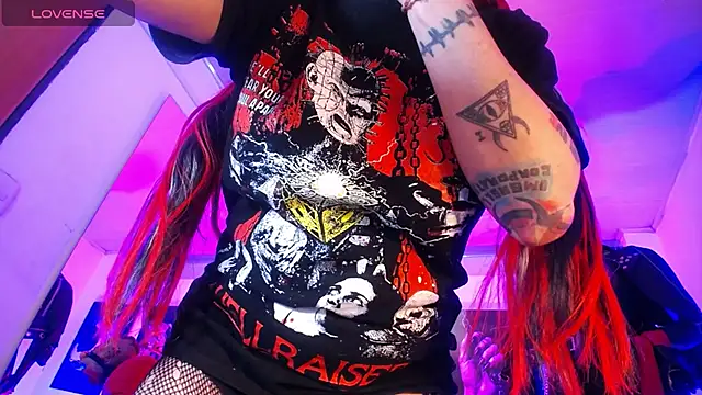 MorganaFlamel stripchat live cam model