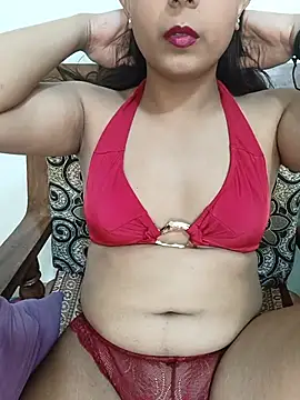 Yourss_TransGirll stripchat live cam model