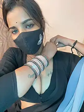 its_ur_flora stripchat live cam model