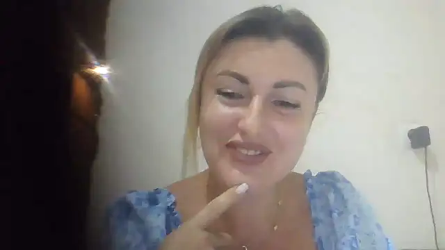 JiolitaLover stripchat live cam model