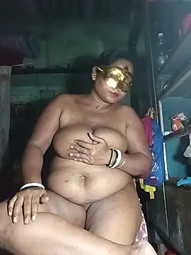Nude-Priya2 stripchat live cam model