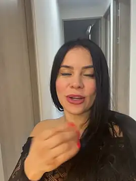 Miss_Isabeella stripchat live cam model