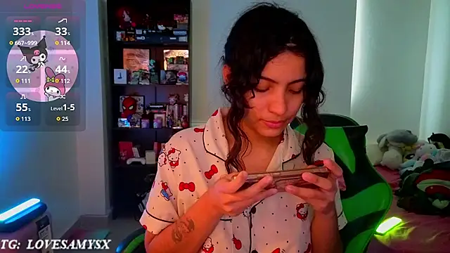 Lovelyamyy stripchat live cam model