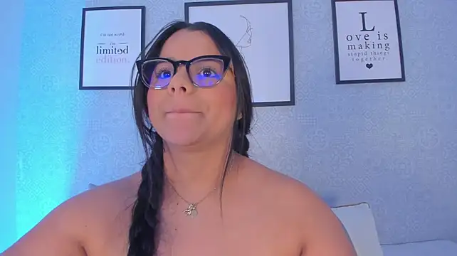 Natasha_harper stripchat live cam model