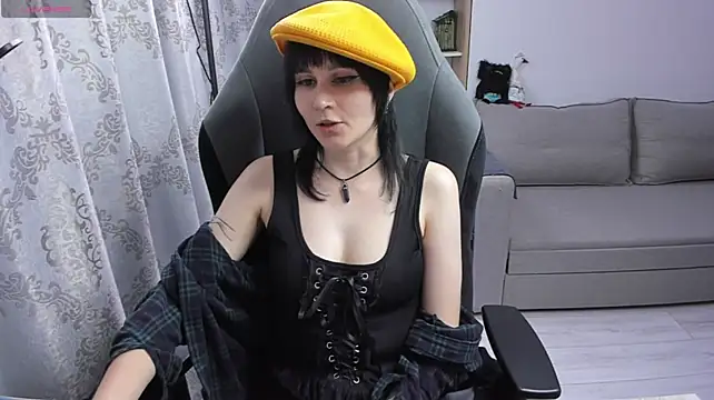 MistyDark stripchat live cam model