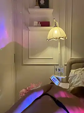 Queen-of-Love stripchat live cam model