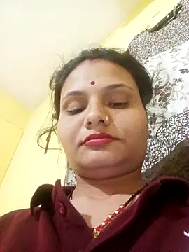 Priti_hote stripchat live cam model