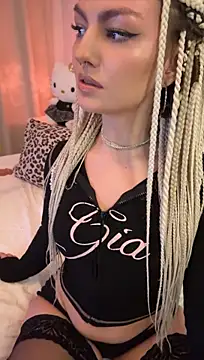 LeraFox stripchat live cam model