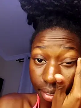 MyrahEbony stripchat live cam model
