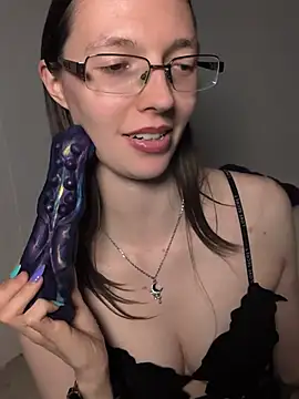 MrsCrazy18 stripchat live cam model