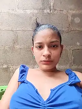 natural_girl_ stripchat live cam model