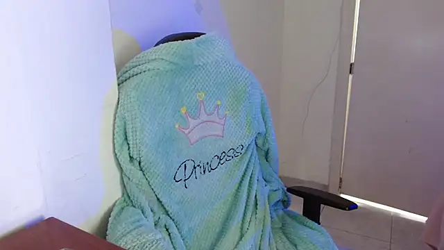 Maximesex stripchat live cam model