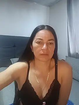 renata_hot1 stripchat live cam model