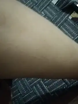 sexymahi-11 stripchat live cam model